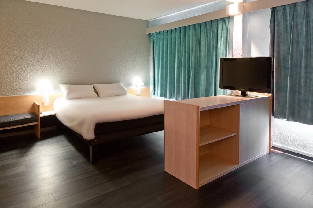 Ibis Saint Dizier Hotell Exteriör bild